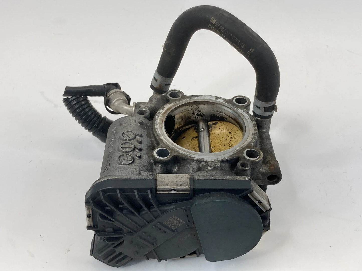 12-18 CHEVY SONIC 1.8L THROTTLE BODY VALVE W/ COOLANT HOSE & AIR INTAKE 55561495