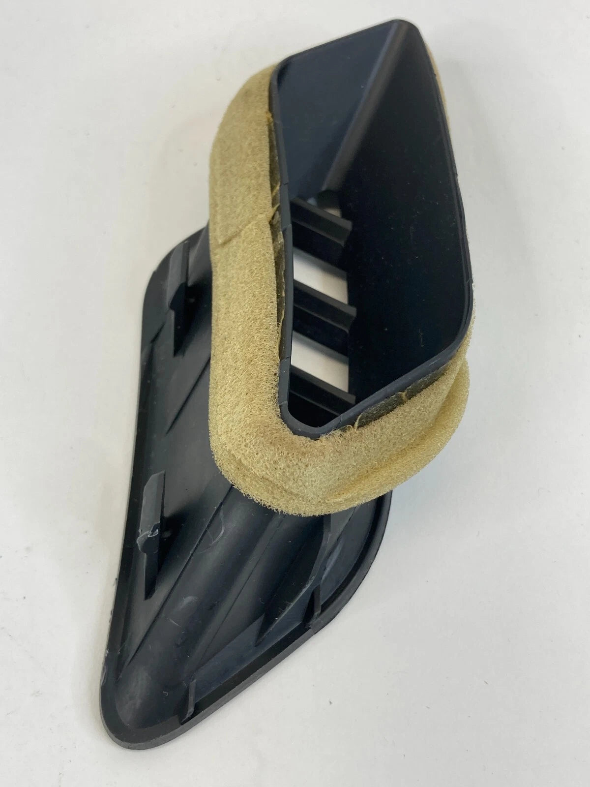 2008-2013 NISSAN ROGUE DASH FRONT LEFT SIDE A/C VENT DEFROST GRILL OUTLET OEM
