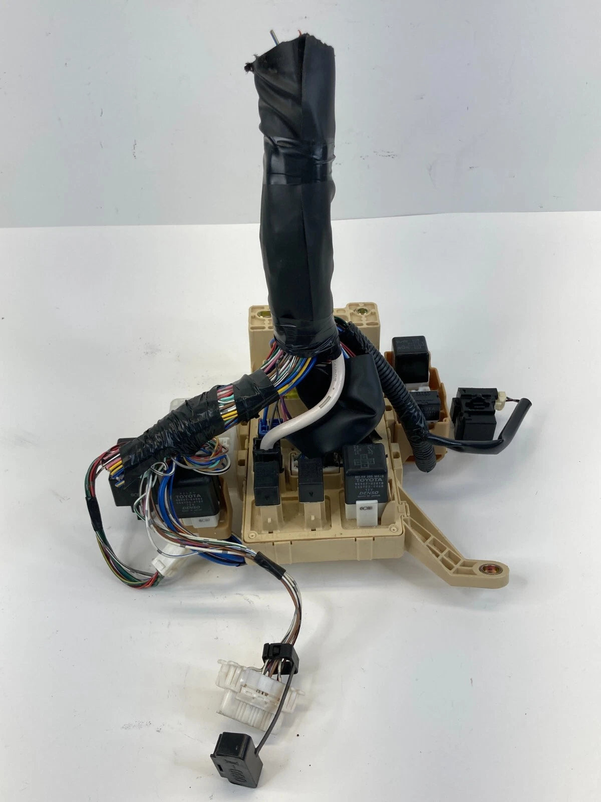 2001 2002 2003 LEXUS RX300 DASH FUSE BOX CABIN RELAY JUNCTION BLOCK OEM