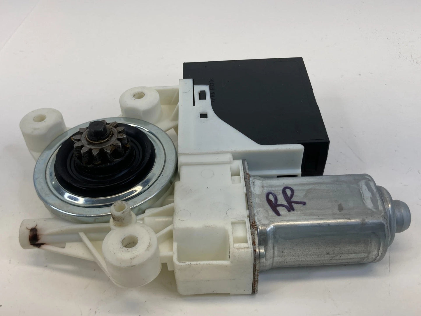 04-06 VOLVO S40 V50 REAR RIGHT PASSENGER SIDE DOOR WINDOW MOTOR MODULE 30710069