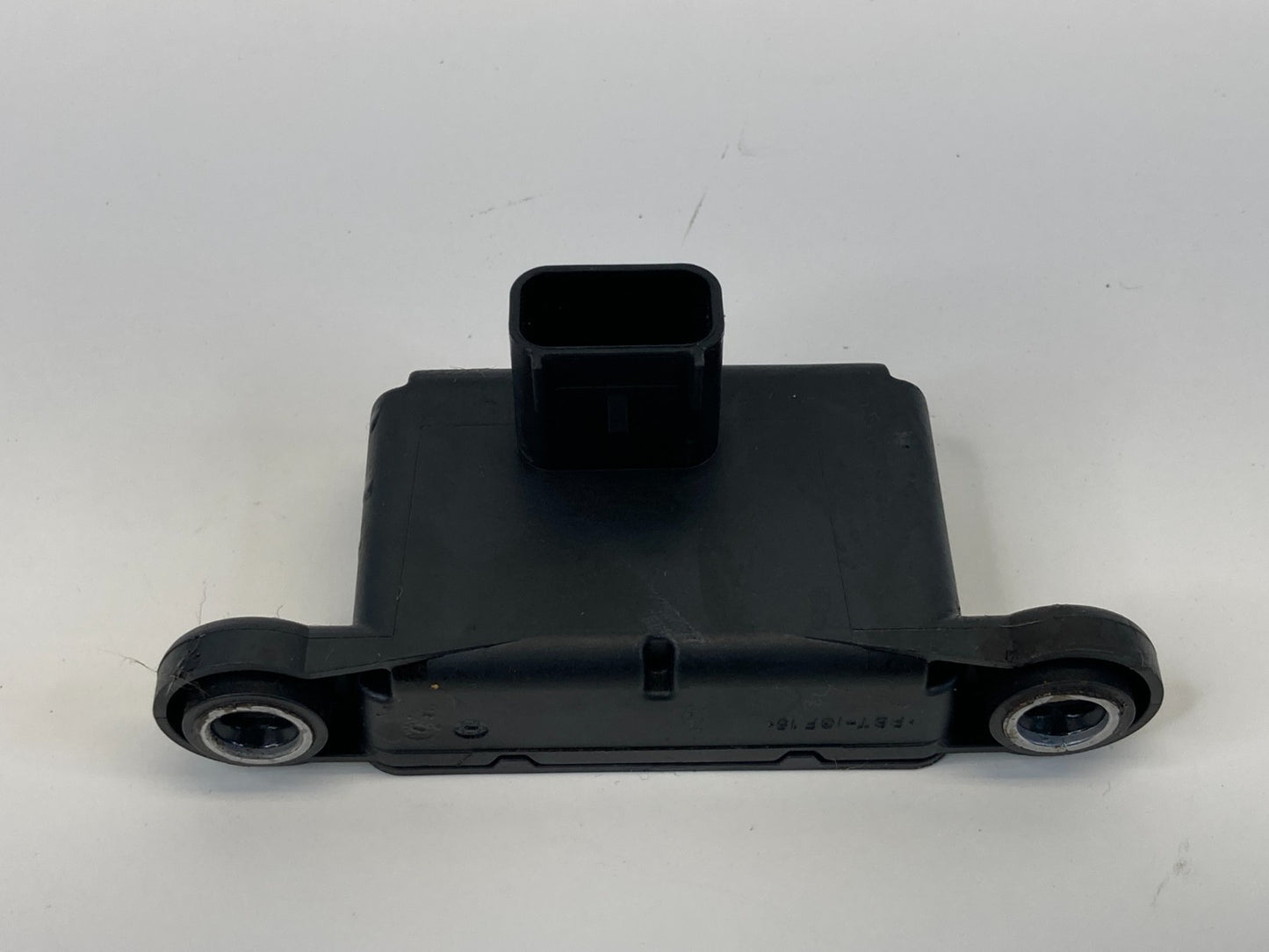 2011 2012 2013 2014 2015 2016 Chevrolet Cruze Yaw Rate Module Sensor 13578326