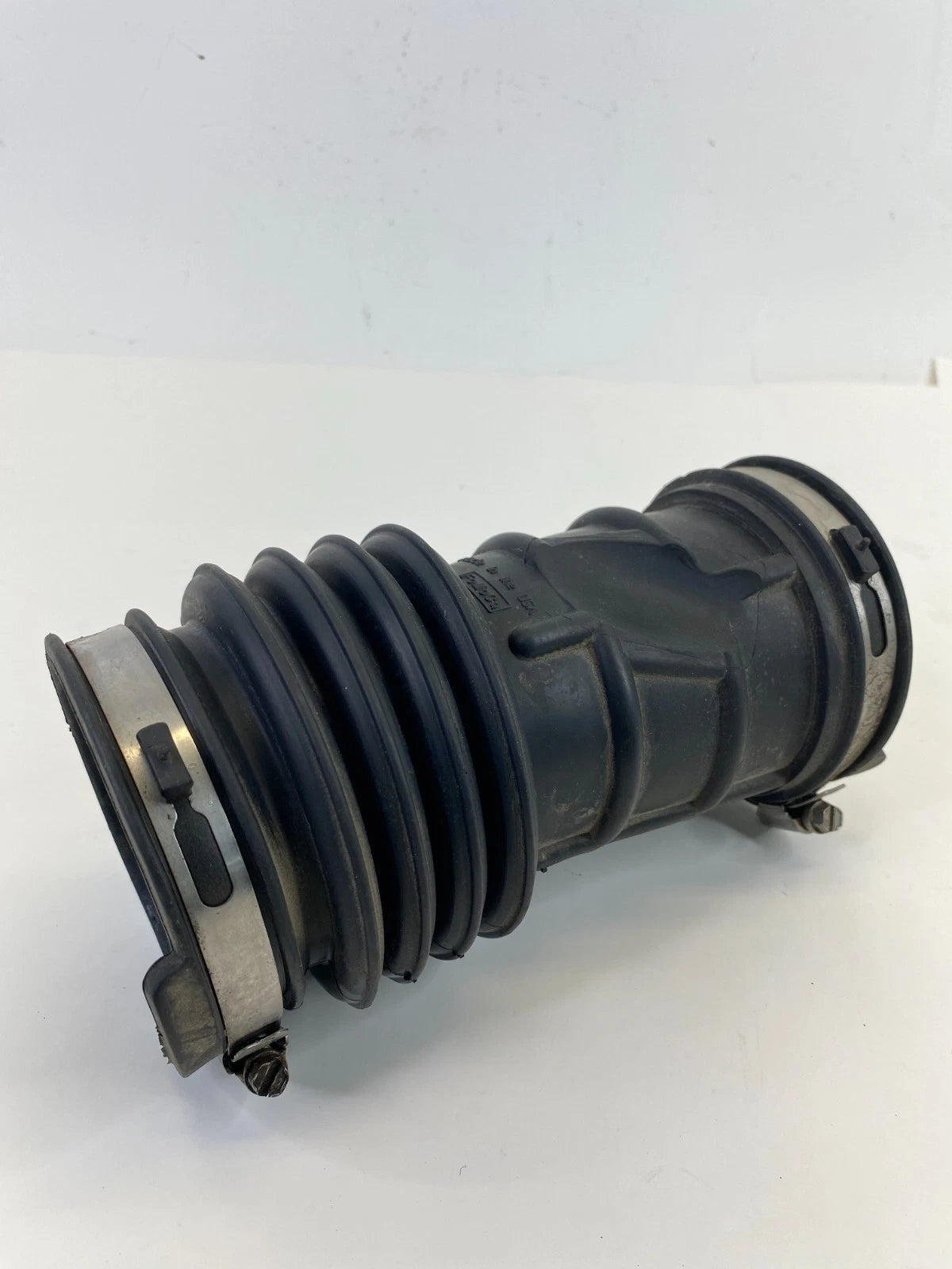 13-19 FORD EXPLORER INTERCEPTOR 3.5L AIR CLEANER INTAKE HOSE DUCT DA83-9F805-DA