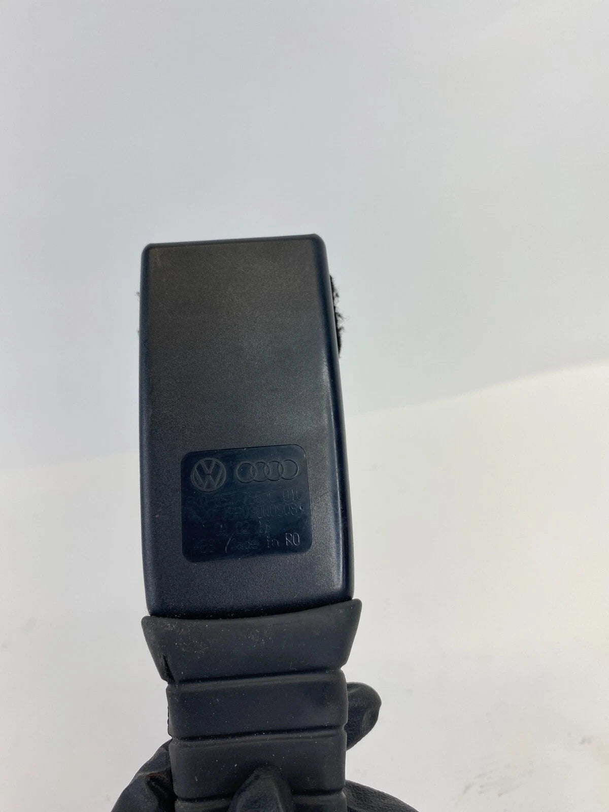 09-16 AUDI A4 QUATTRO FRONT RIGHT PASSENGER SIDE SEAT BELT BUCKLE 8K0-857-756