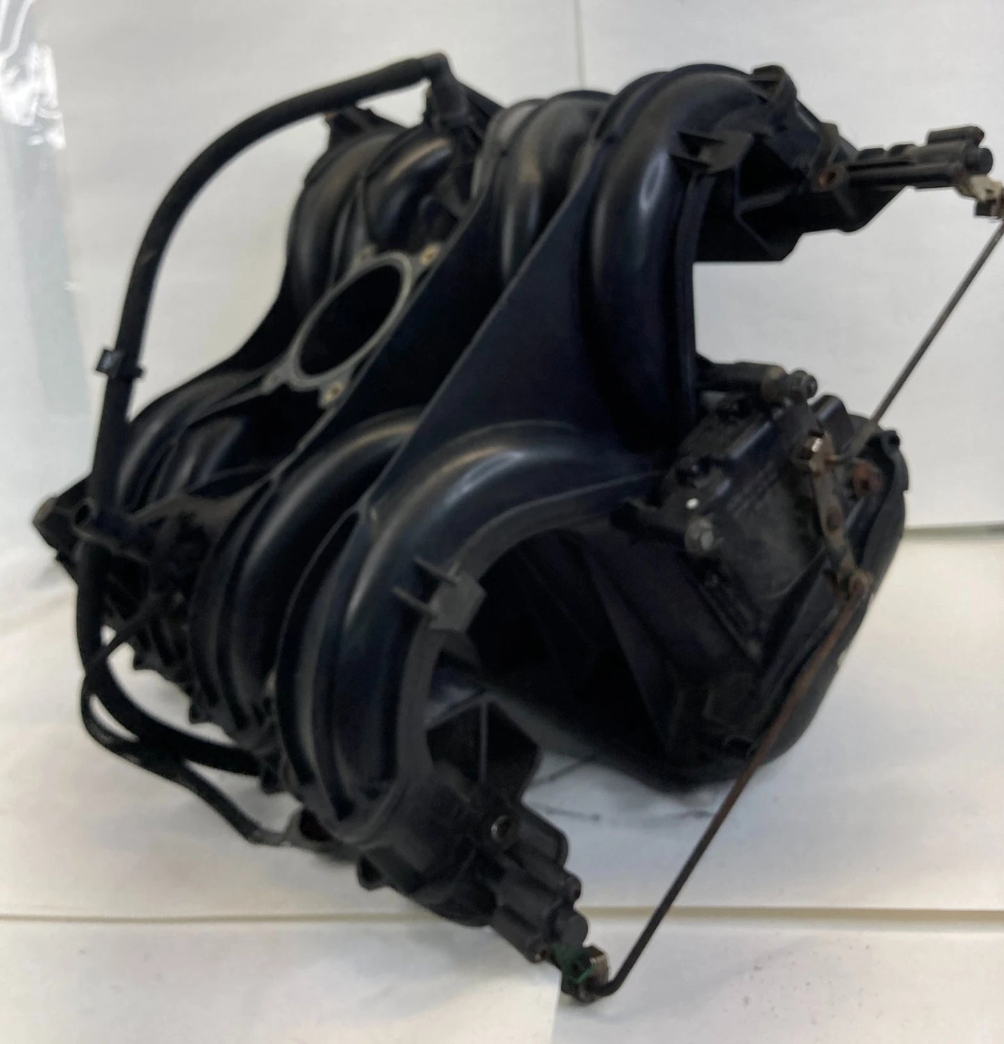 2005-2008 FORD EXPEDITION 5.4L UPPER ENGINE AIR INTAKE MANIFOLD 5C3E-9Y452-BF