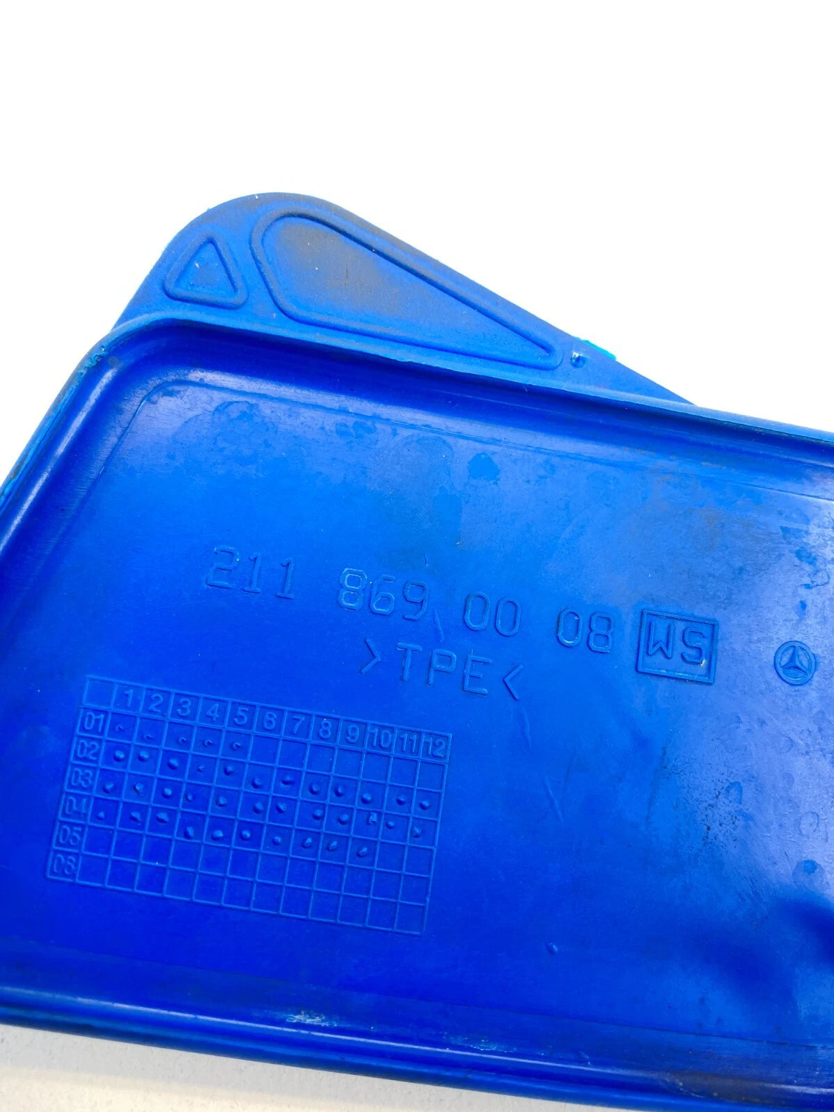 03-06 MERCEDES-BENZ E500 WINDSHIELD WIPER FLUID RESERVOIR CAP COVER 2118690008
