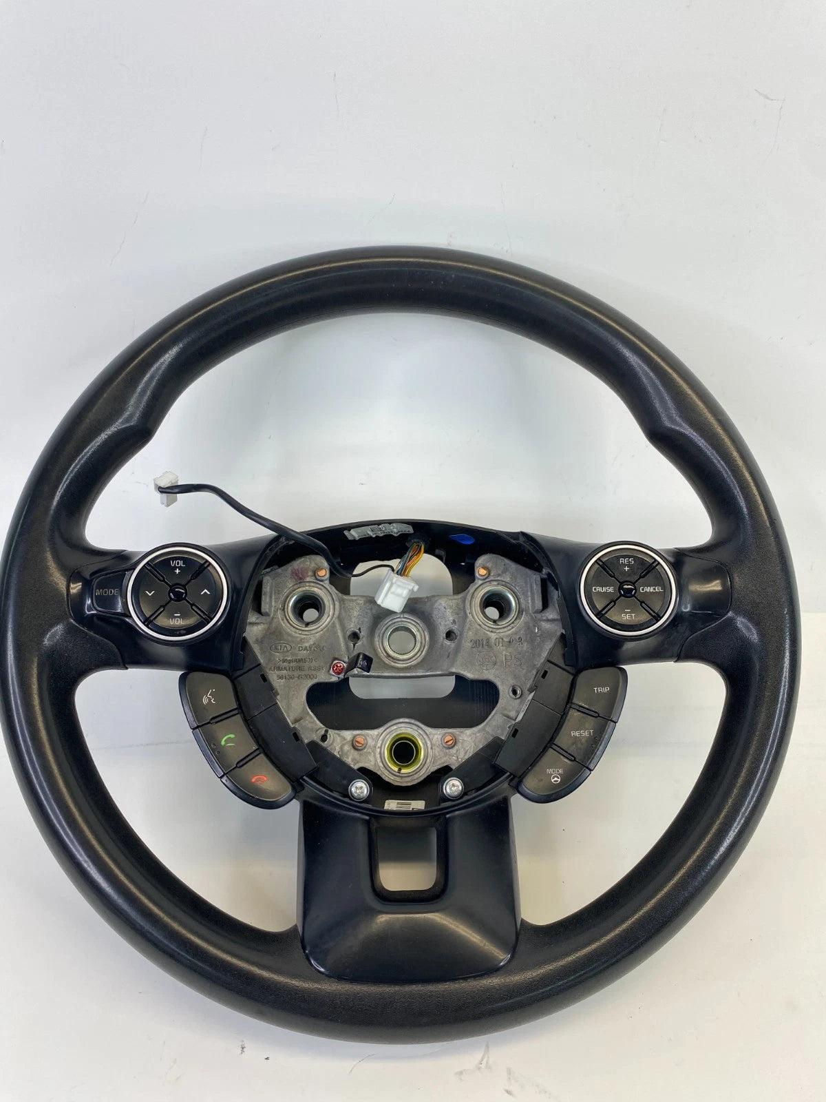 2014-2019 Kia Soul Steering Wheel w/ Cruise & Audio Control Switches OEM