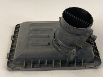 05 Pontiac Grand Prix 3.8L Air Intake Cleaner Box Cover w/ Mass Air Flow Sensor