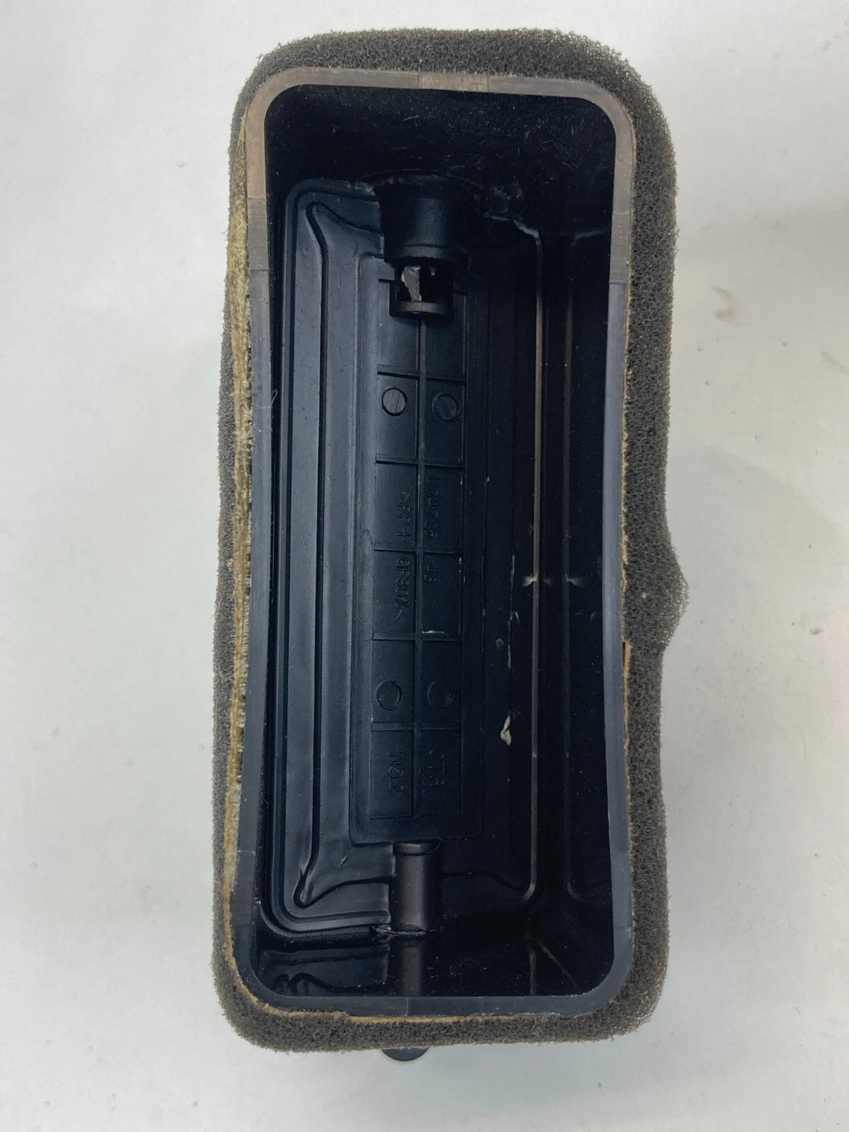 09 10 HYUNDAI ELANTRA DASH CENTER RIGHT A/C AIR VENT OUTLET DUCT GRILL 97422H000