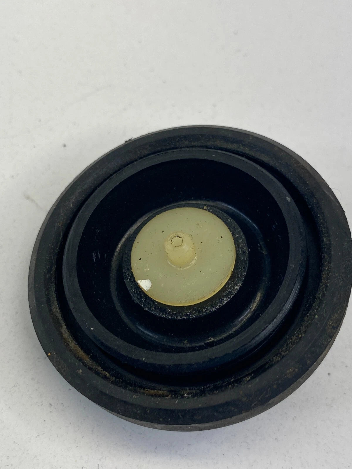 1995-2000 TOYOTA CAMRY BRAKE FLUID MASTER CYLINDER RESERVOIR CAP OEM