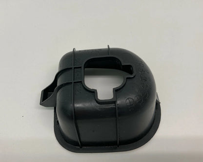 06-12 TOYOTA RAV4 REAR DOOR TAILGATE TRUNK TRIM CAP COVER RIGHT 64714-42020 OEM