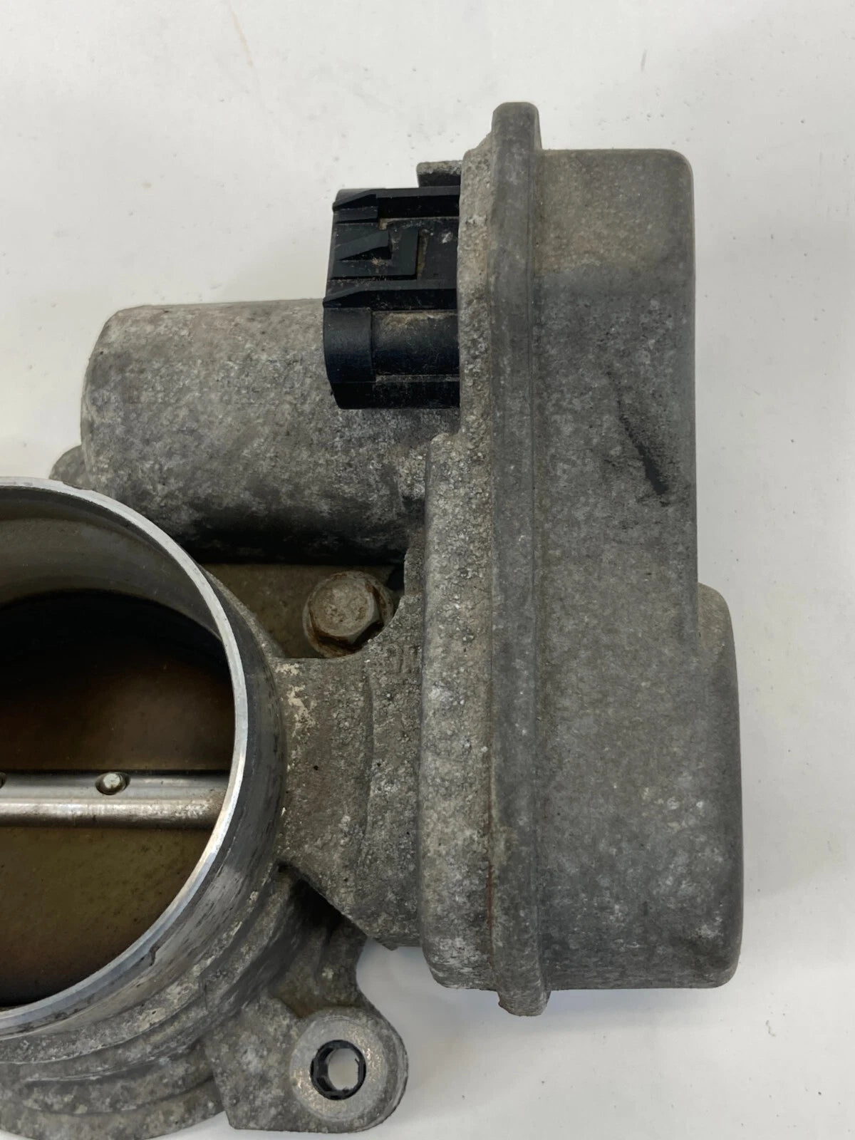2006 2007 PONTIAC G6 2.4L SEDAN FUEL INJECTION THROTTLE BODY VALVE ASSEMBLY OEM
