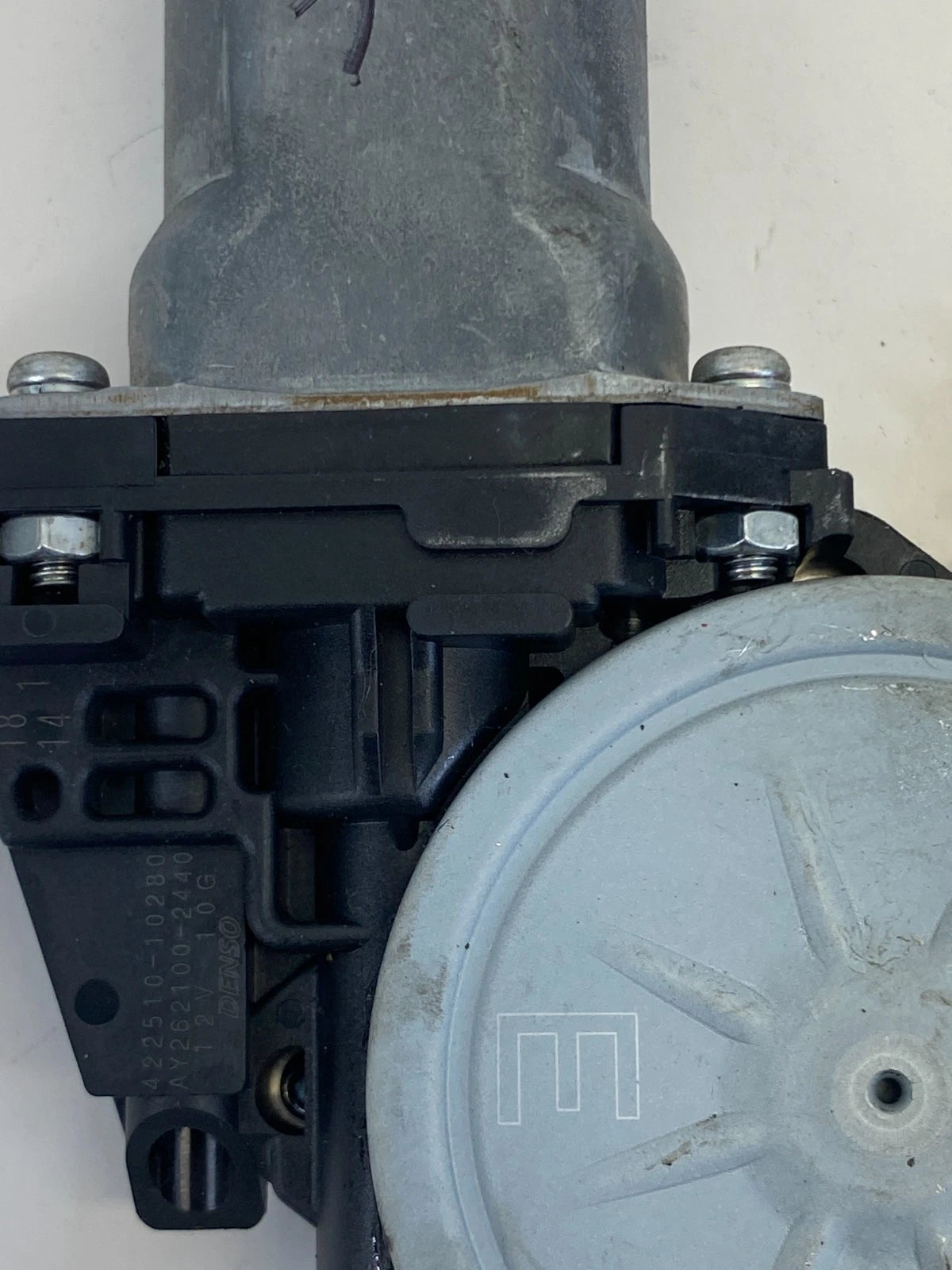 2004-2010 TOYOTA SIENNA REAR RIGHT PASSENGER POWER WINDOW REGULATOR MOTOR OEM