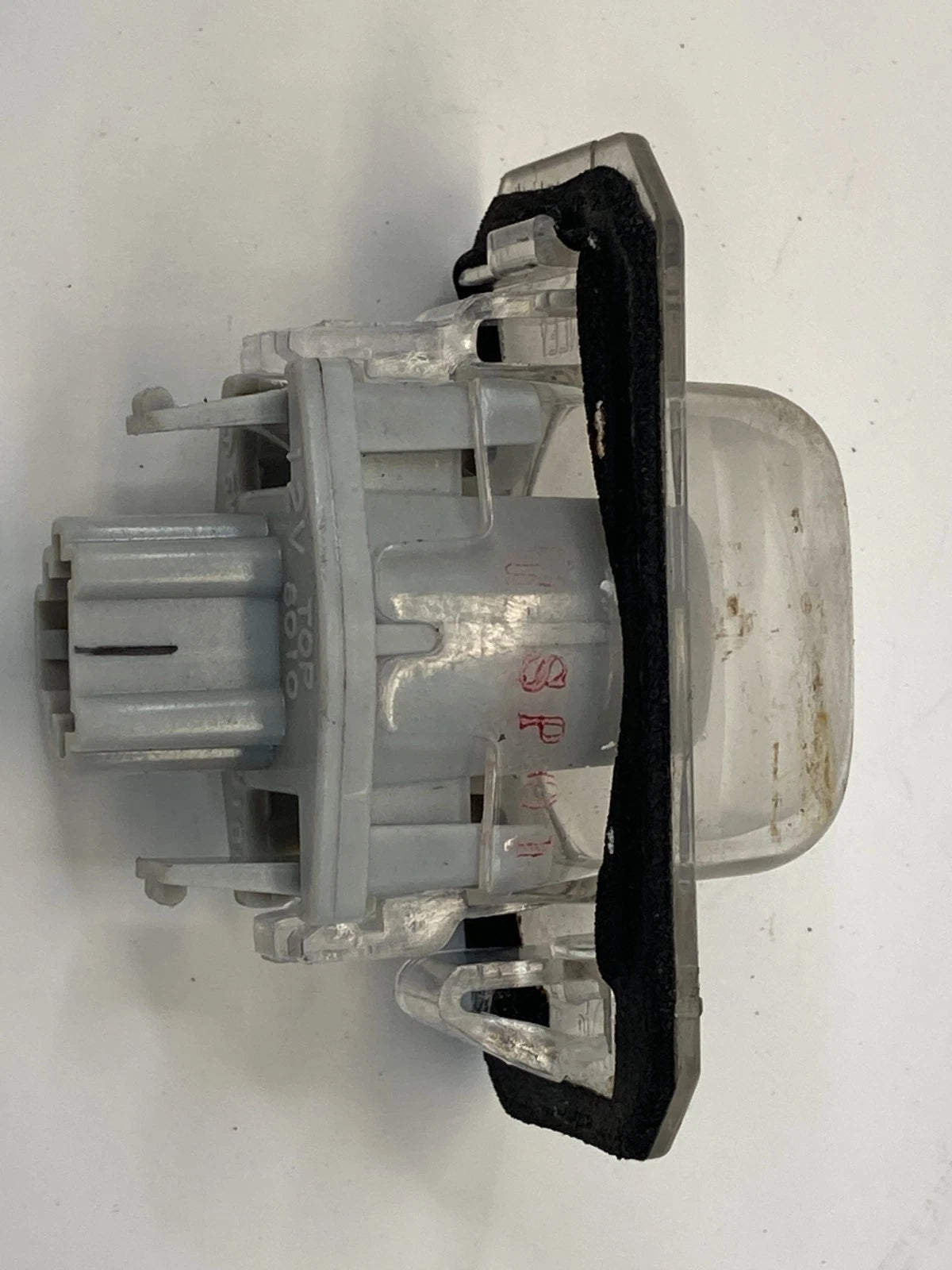 2001-2011 HONDA CIVIC REAR TRUNK LICENSE PLATE LIGHT HOUSING ASSEMBLY OEM E44057