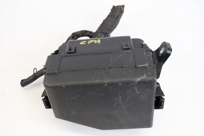 2011-2014 HYUNDAI ACCENT 1.6L ENGINE FUSE BOX JUNCTION BLOCK 91220-1R527
