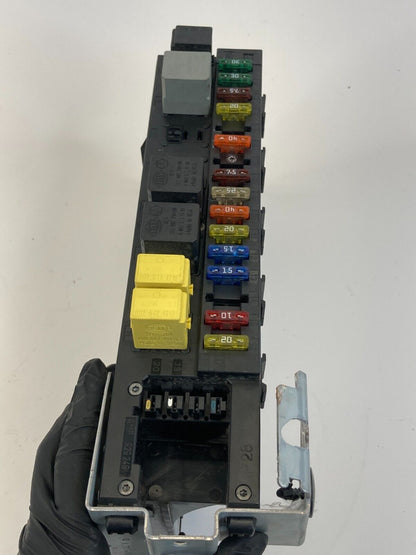 2006-2011 Mercedes-Benz CLS500 Rear SAM Trunk Control Fuse Box Relay A2115455101