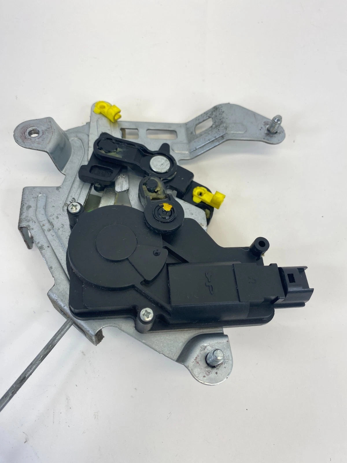 2005-2010 Kia Sportage Rear Trunk Tailgate Liftgate Latch Release Actuator