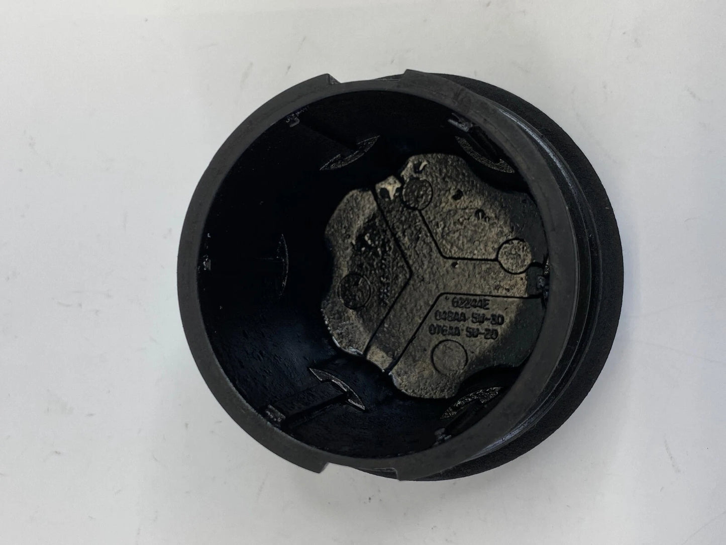 2007 2008 DODGE NITRO DURANGO 3.7L A/T ENGINE OIL FILLER TANK COVER TOP CAP OEM
