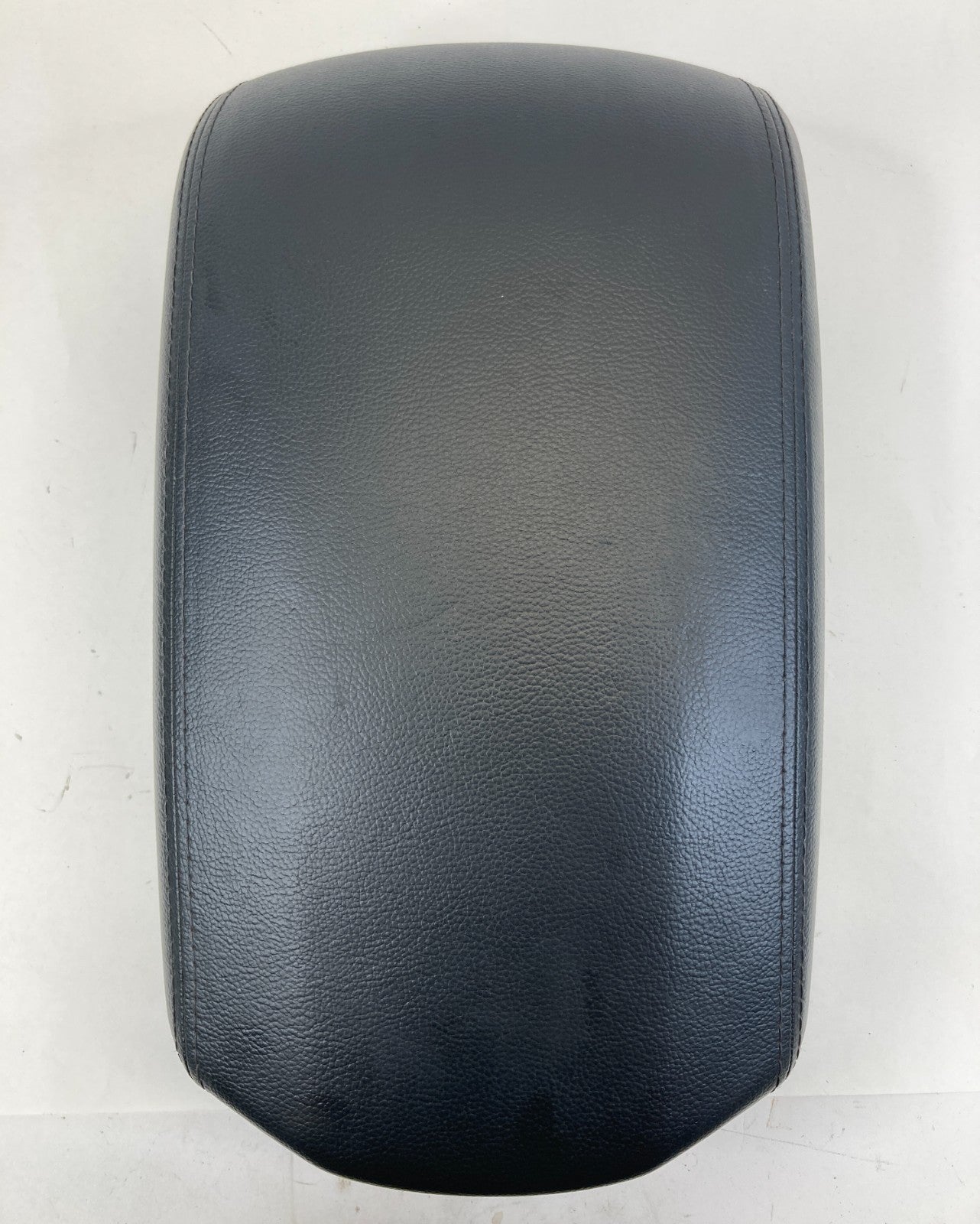 2013 2014 2015 2016 Hyundai Santa Fe Center Console Armrest Lid Cover OEM
