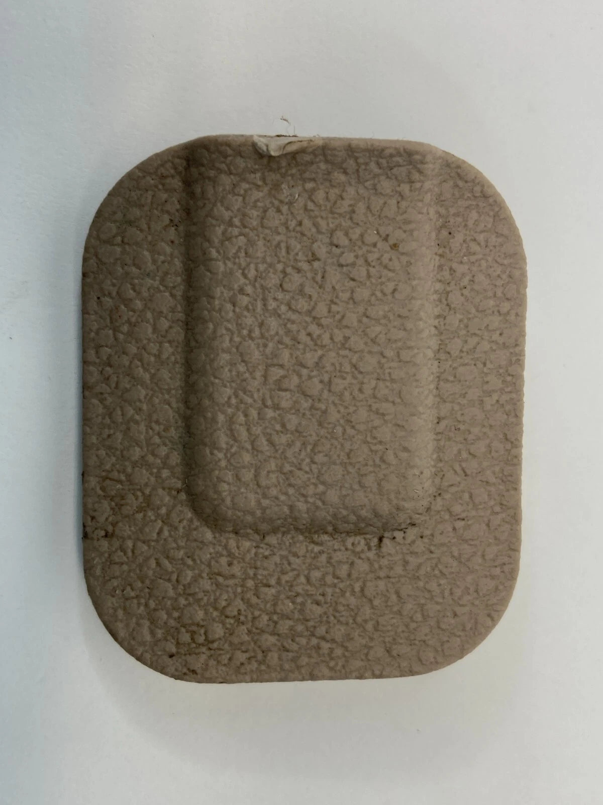 05 06 07 08 09 10 KIA SPORTAGE FRONT SEAT TRACK BOLT COVER TRIM 88888-1F000 OEM