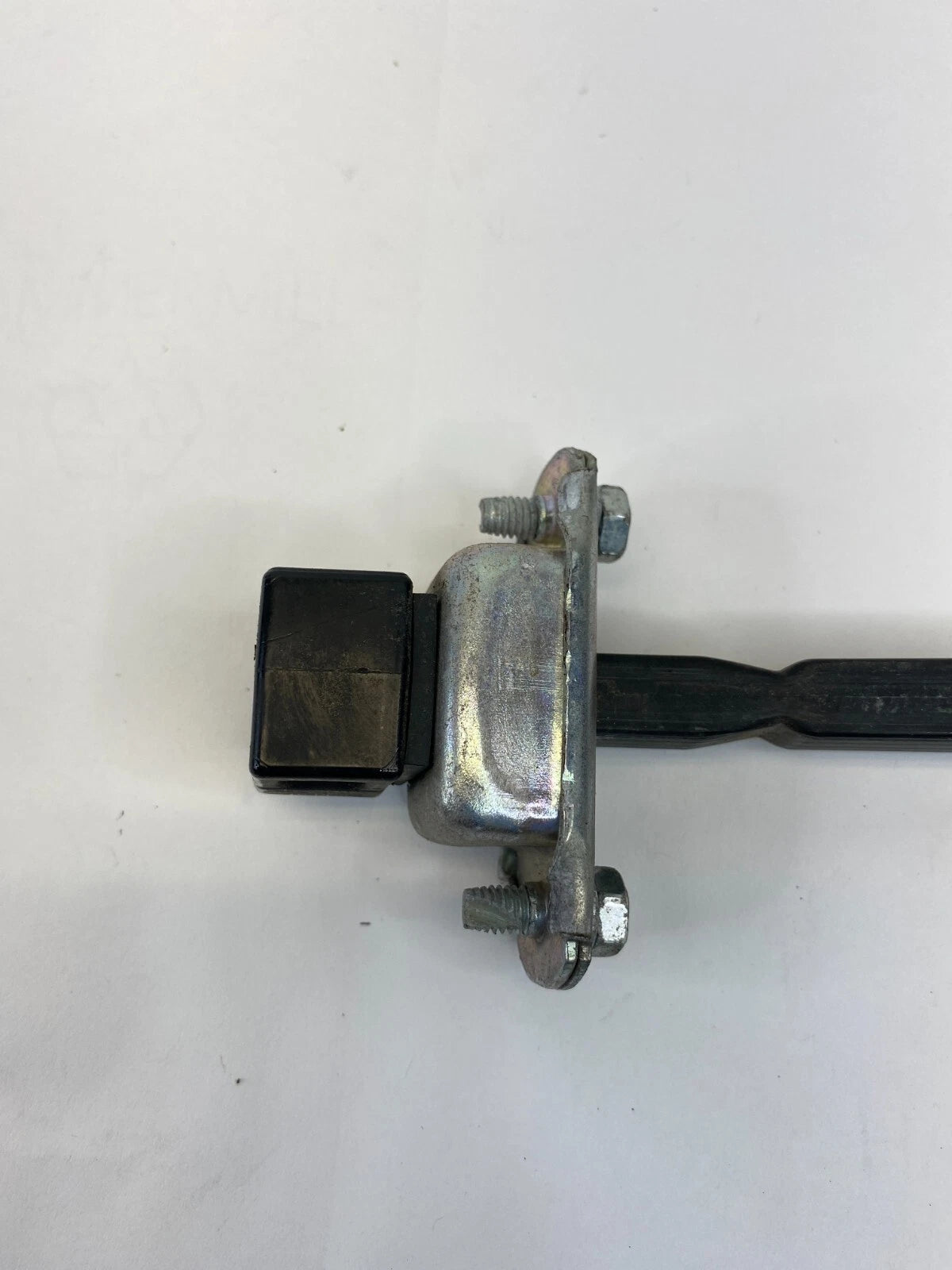 2004-2012 MITSUBISHI GALANT SEDAN REAR LEFT SIDE DOOR CHECK HINGE STOPPER OEM