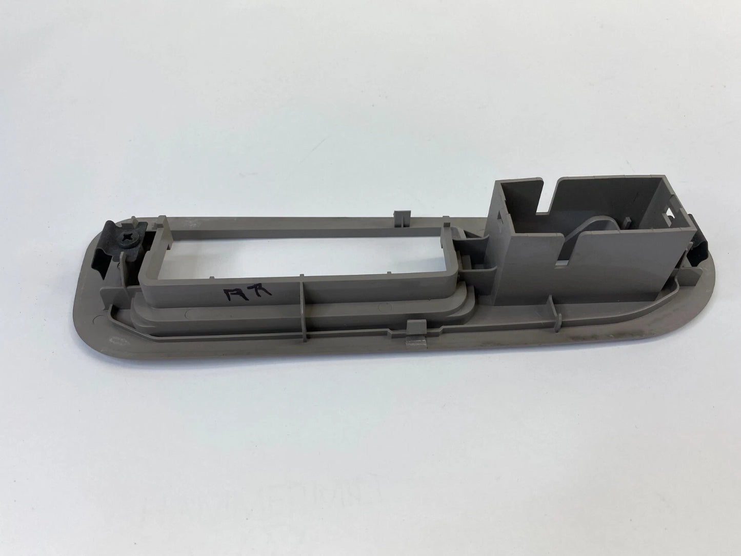 2001-2004 TOYOTA SEQUOIA REAR RIGHT SIDE DOOR WINDOW SWITCH COVER 74271-0C010