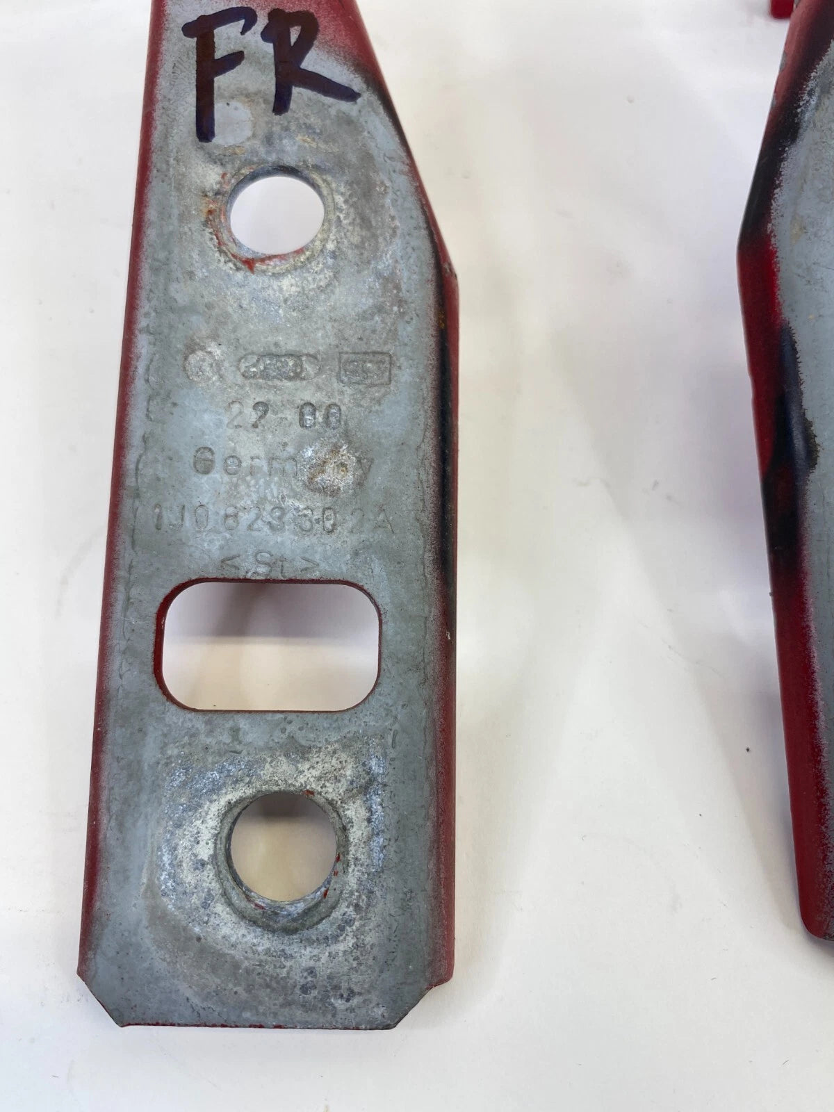 1999-2005 VOLKSWAGEN JETTA FRONT HOOD HINGE SUPPORT SET LEFT & RIGHT ASSY OEM