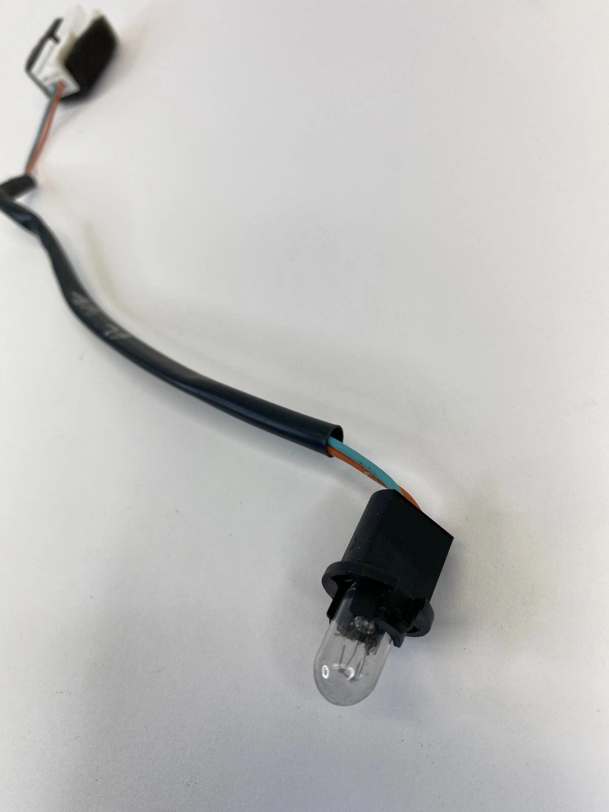 11-14 HYUNDAI SONATA FRONT LEFT DOOR PANEL COURTESY LIGHT LAMP WIRE HARNESS OEM