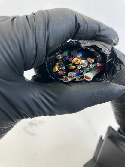 2005-2007 Honda Odyssey 3.5L V6 Engine Fuse Box Compartment Relay Junction Block