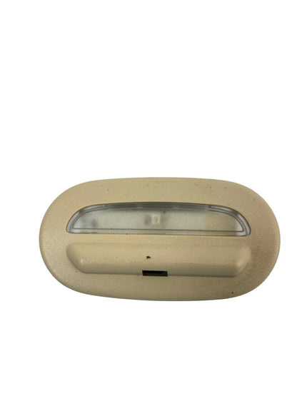 2008-2010 CHRYSLER TOWN & COUNTRY FRONT RIGHT SIDE DOOR COURTESY LIGHT LAMP