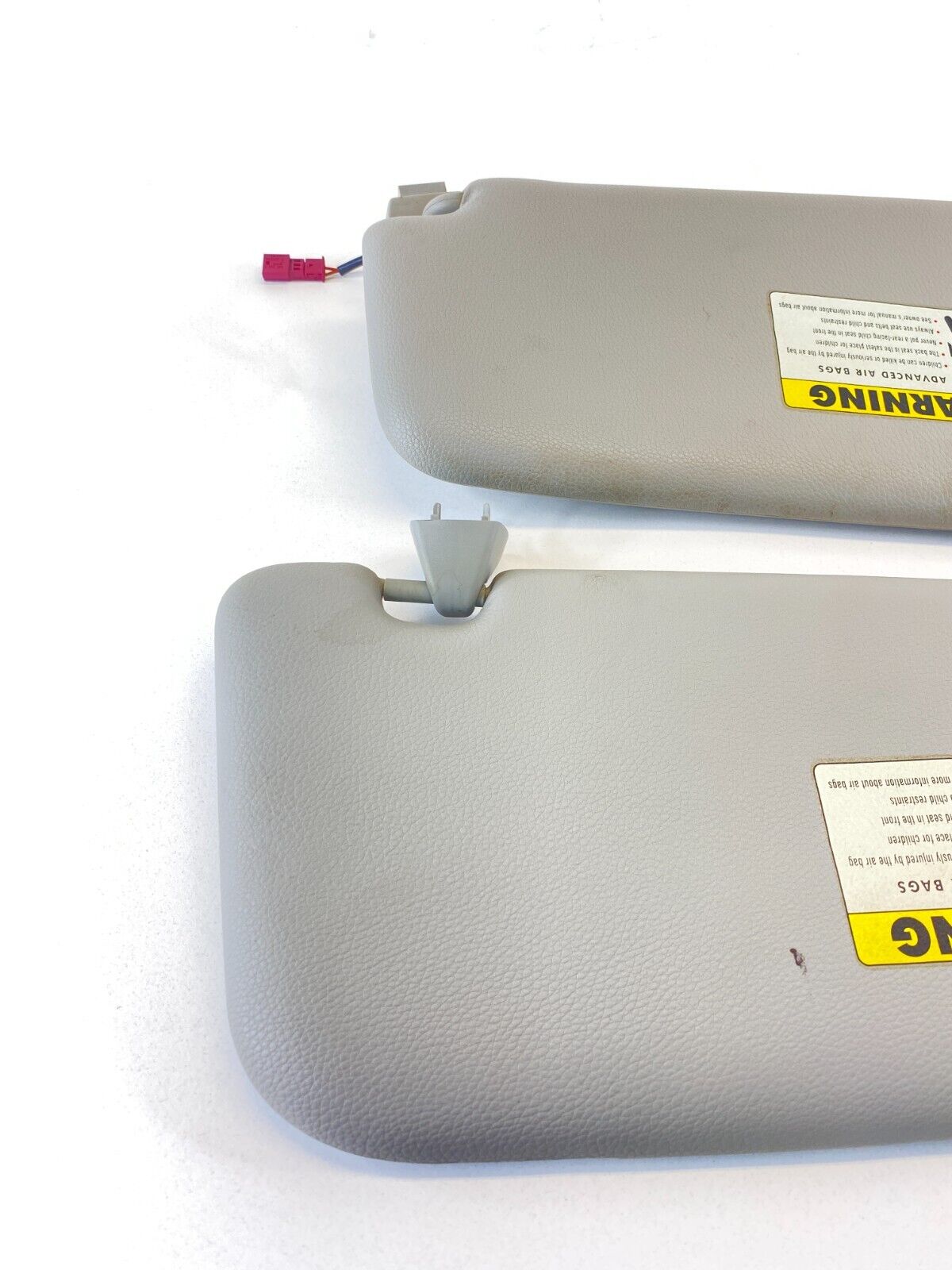 2004-2007 BMW 530i 525i Sunvisor Left Right Sun Visor Shade Set Pair Assembly