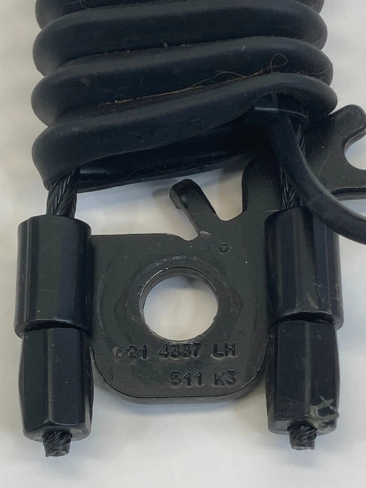 2007-2012 MINI COOPER FRONT DOOR SEAT BELT BUCKLE 6214337 OEM