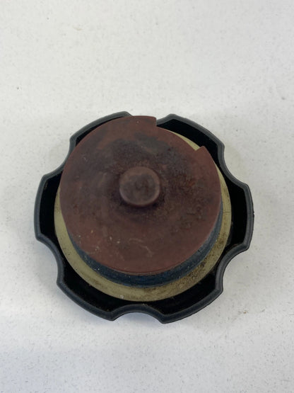 2006 2007 2008 2009 PONTIAC TORRENT 3.4L ENGINE OIL FILLER CAP LID OEM