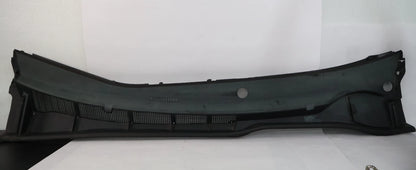 2011-2020 TOYOTA SIENNA WINDSHIELD WIPER COWL COVER PANEL GRILLE OEM