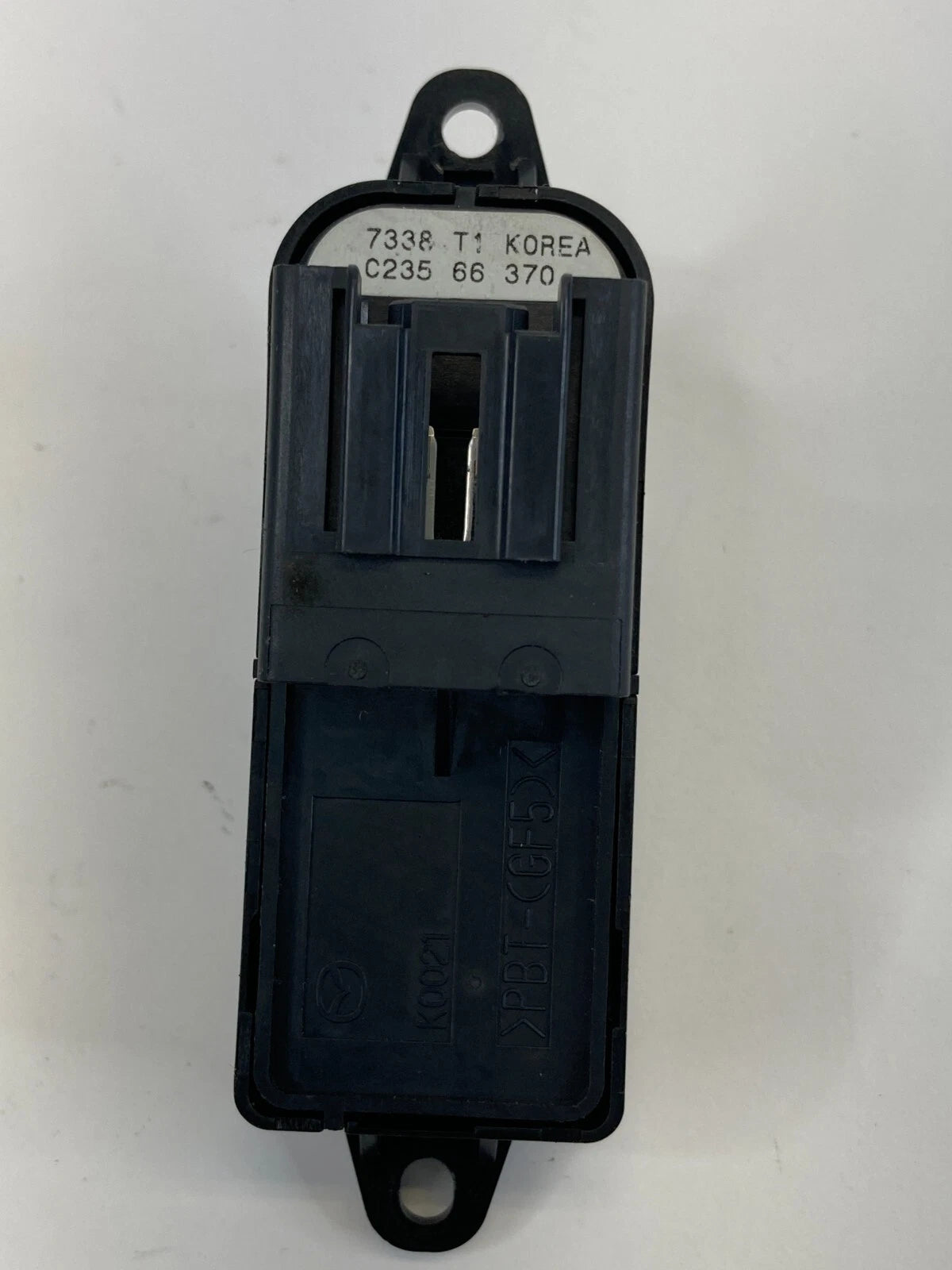 2006-2010 MAZDA6 MAZDA 6 REAR RIGHT PASSENGER WINDOW BUTTON SWITCH C235-66-370