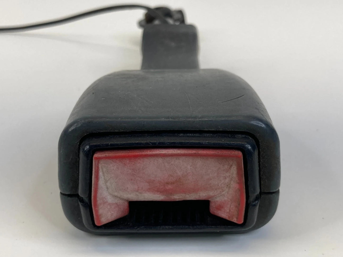 2013-2019 FORD EXPLORER 16-19 INTERCEPTOR FRONT LEFT DRIVER SEAT BELT BUCKLE OEM