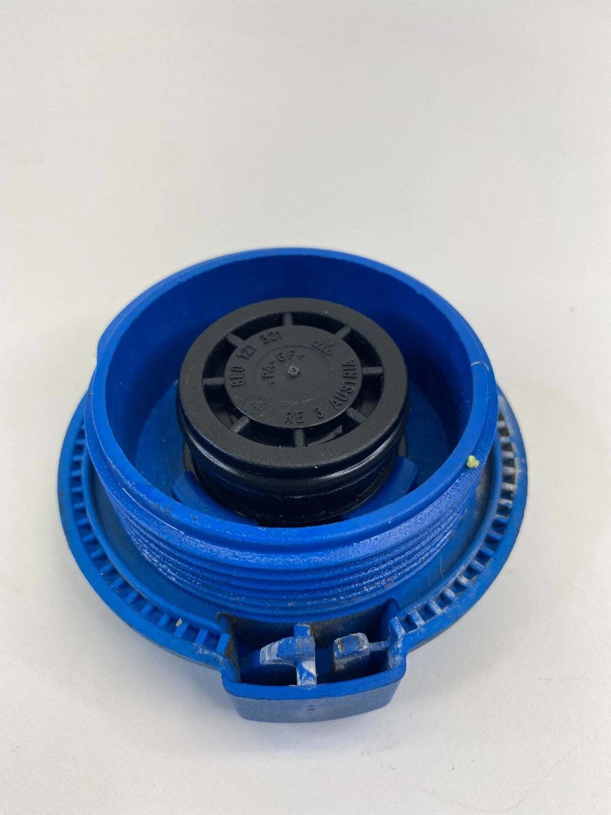 2000-2012 AUDI A6 QUATTRO ENGINE RADIATOR COOLANT EXPANSION FLUID TANK CAP LID