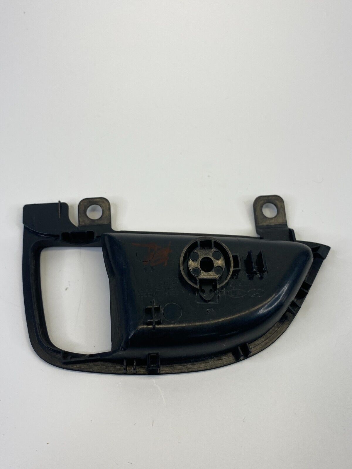 11-16 Hyundai Elantra Front Right Side Inside Door Handle Bezel 82621-MD000 OEM