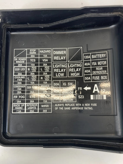 1996-2004 ACURA RL 3.5L V6 A/T ENGINE UNDER HOOD FUSE RELAY BOX COVER OEM