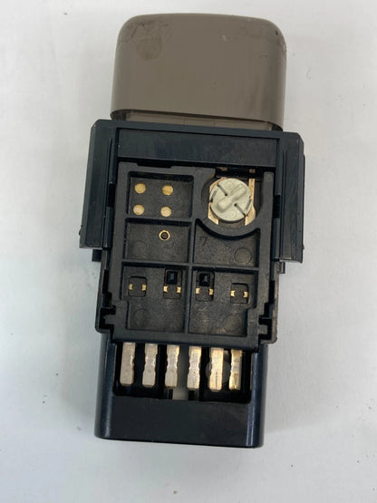 1998-2002 TOYOTA COROLLA EMERGENCY HAZARD LIGHT CONTROL SWITCH BUTTON 157962 OEM