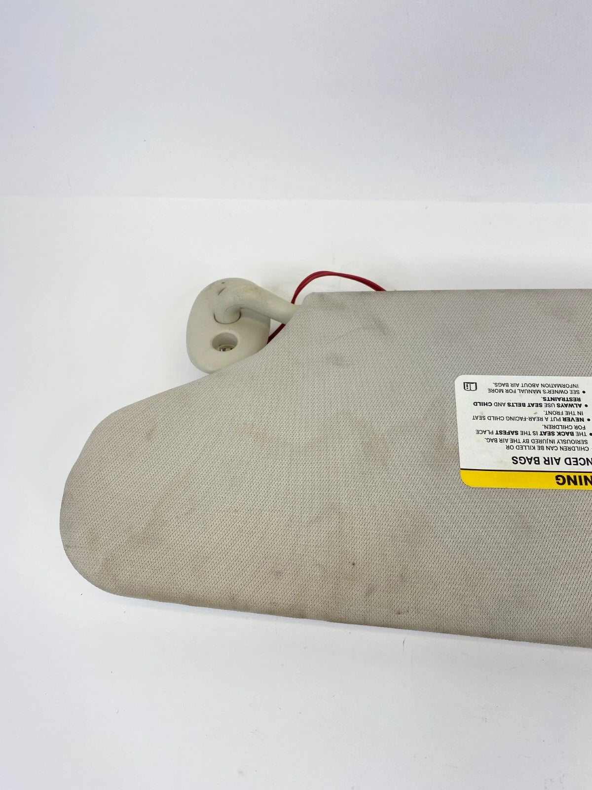 2007-2011 DODGE NITRO RIGHT PASSENGER SIDE SUN VISOR SHADE W/ ILLUMINATION OEM