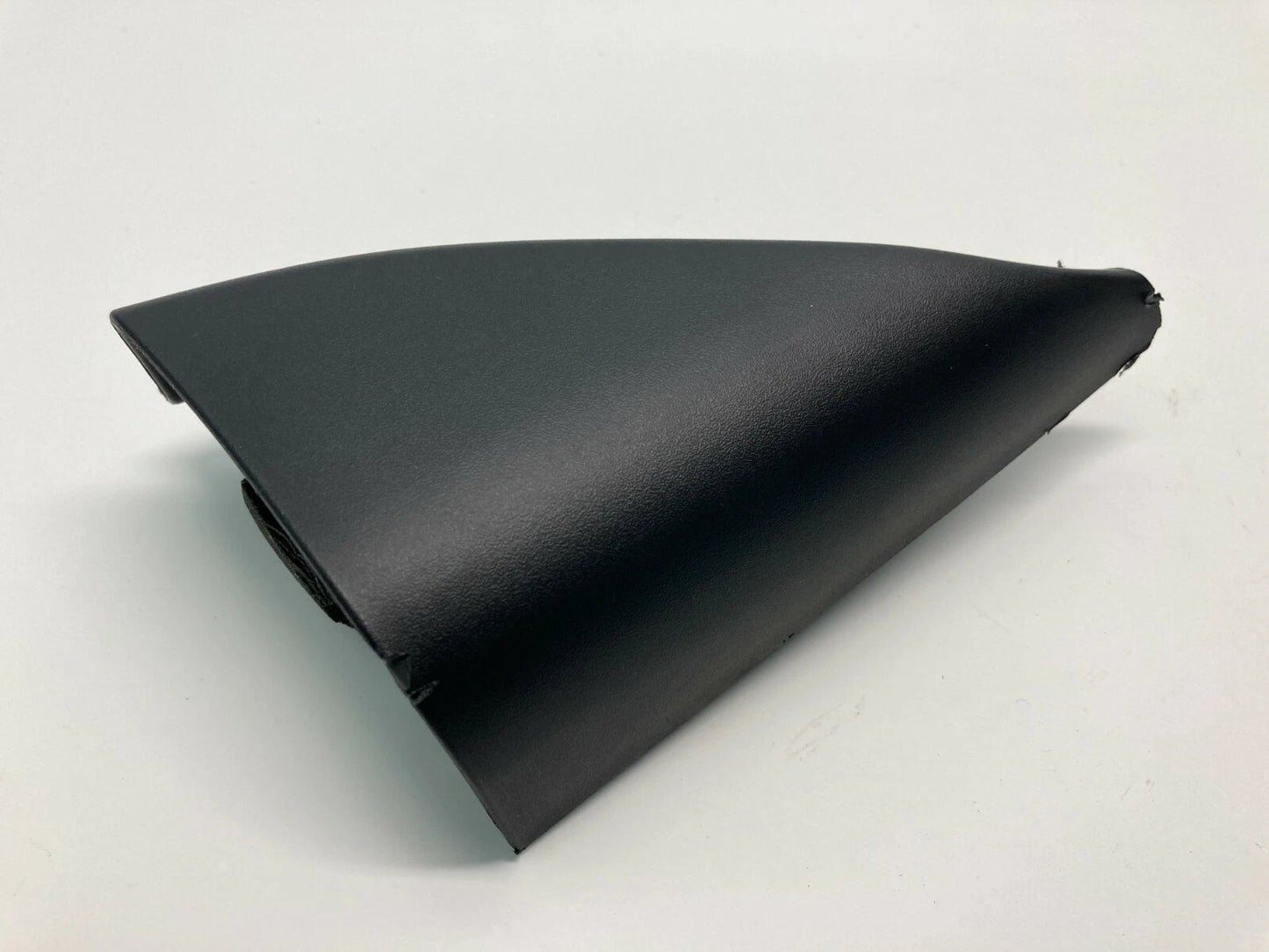 2006-2011 HYUNDAI ACCENT RIGHT SIDE DOOR MIRROR CORNER COVER TRIM 87660-1E000