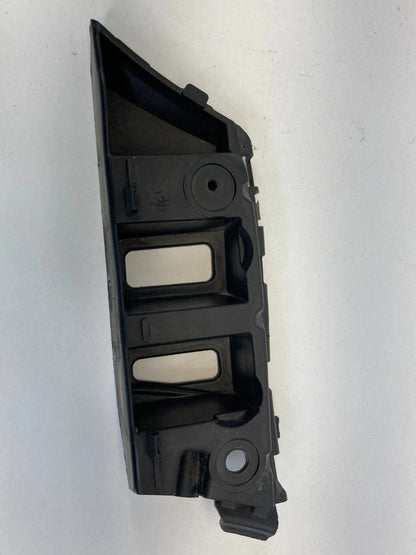 2009-2011 VW TIGUAN FRONT BUMPER RIGHT RETAINER MOUNTING BRACKET GUIDE 5N0807184