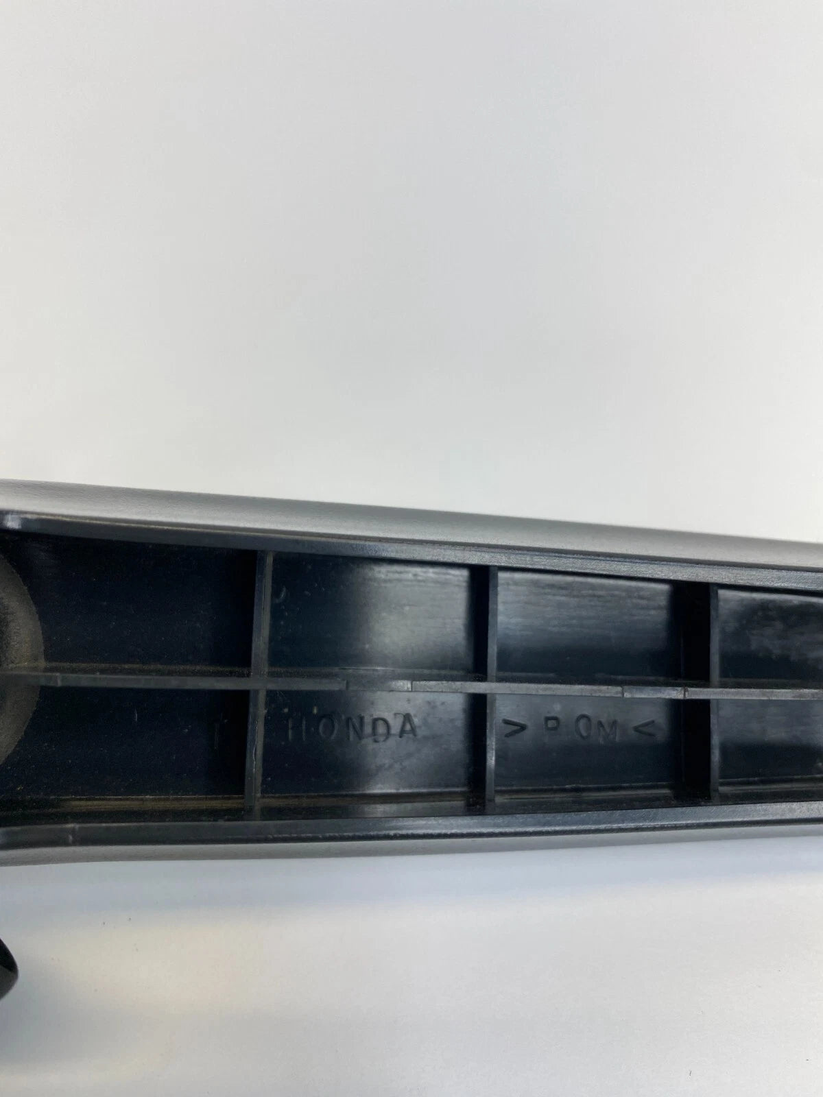 1999-2004 HONDA ODYSSEY REAR RIGHT SIDE SLIDING DOOR INNER TRIM HANDLE BLACK OEM