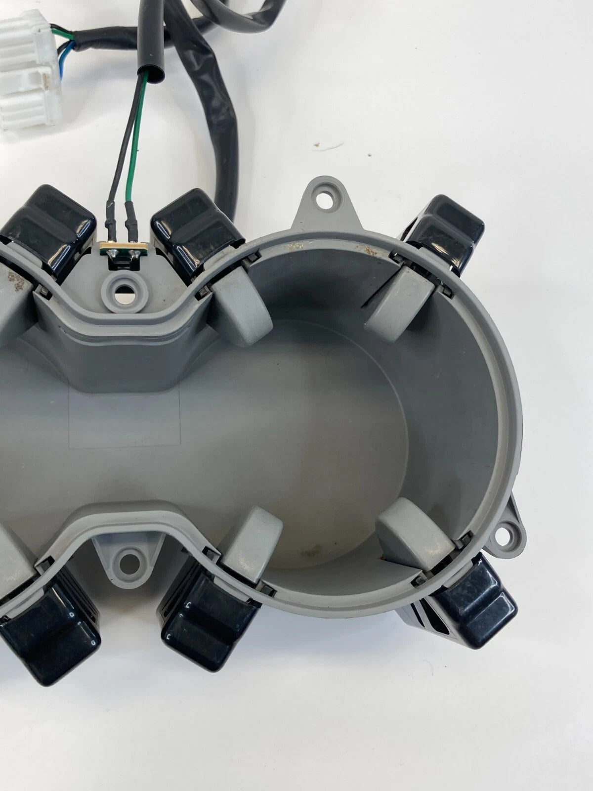 2007-2009 HYUNDAI SANTA FE CENTER CONSOLE DUAL CUP HOLDER 84680-0W002 OEM