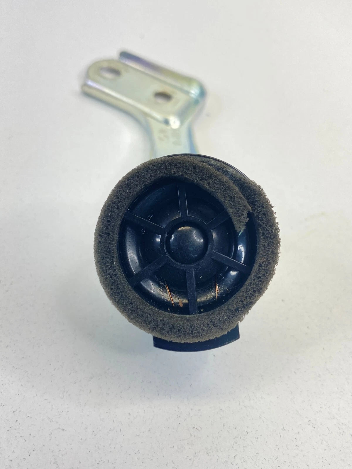 2005-2012 TOYOTA AVALON REAR RIGHT PASSENGER DOOR SPEAKER TWEETER 86160-AC390