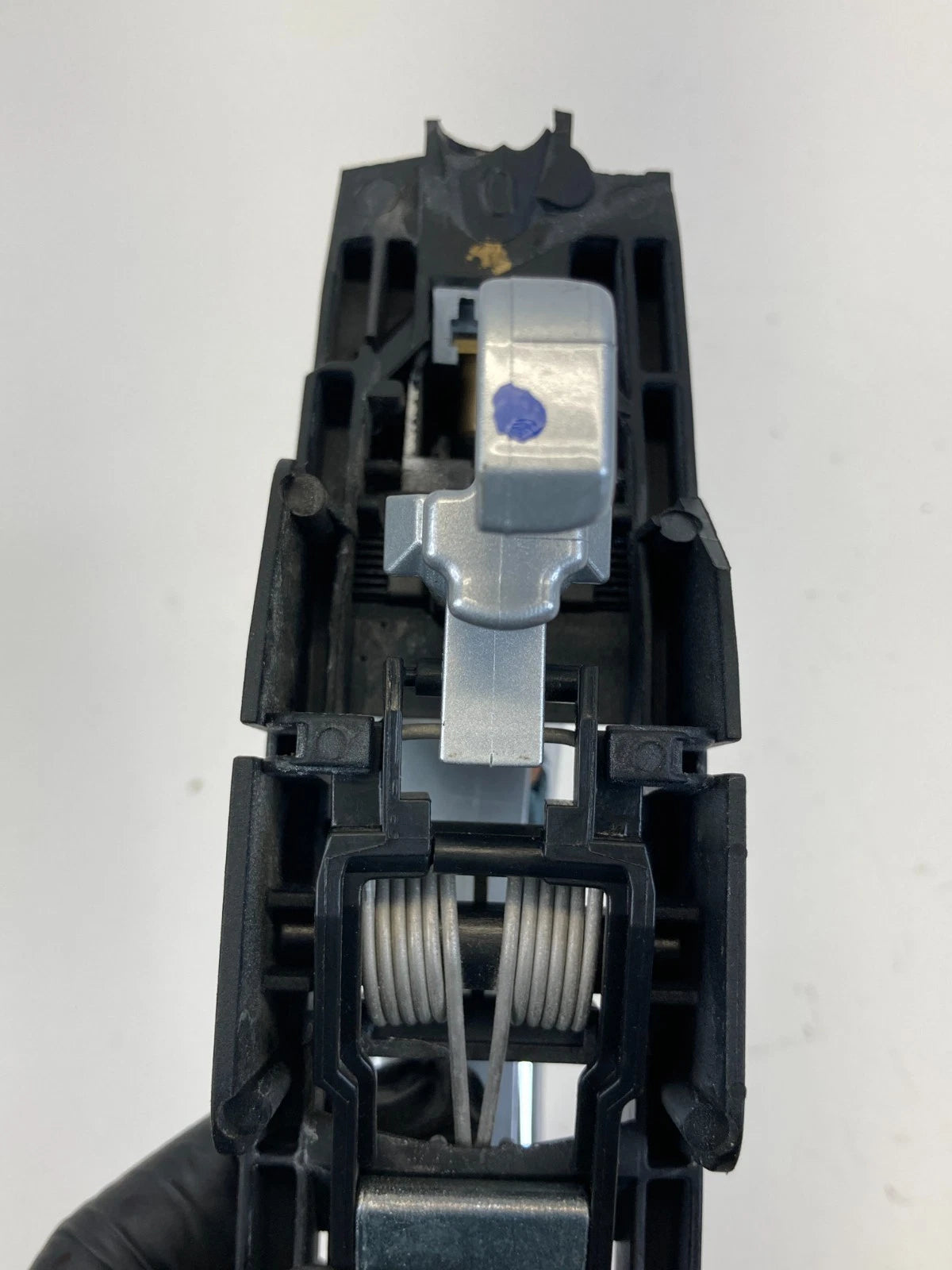 2006 MERCEDES-BENZ CLS500 REAR LEFT BACK SIDE EXTERIOR DOOR HANDLE OEM