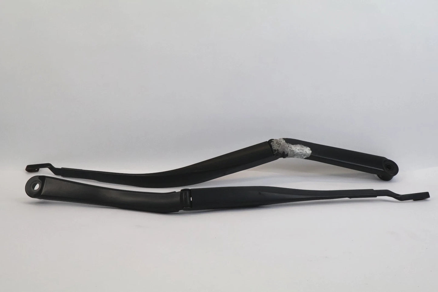 2007-2011 TOYOTA CAMRY FRONT WINDSHIELD WIPER ARMS SET PAIR LEFT & RIGHT OEM