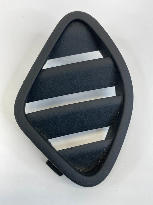 13-15 CHEVY MALIBU DASH LEFT DRIVER SIDE AC HEATER DEFROSTER AIR VENT 20758338