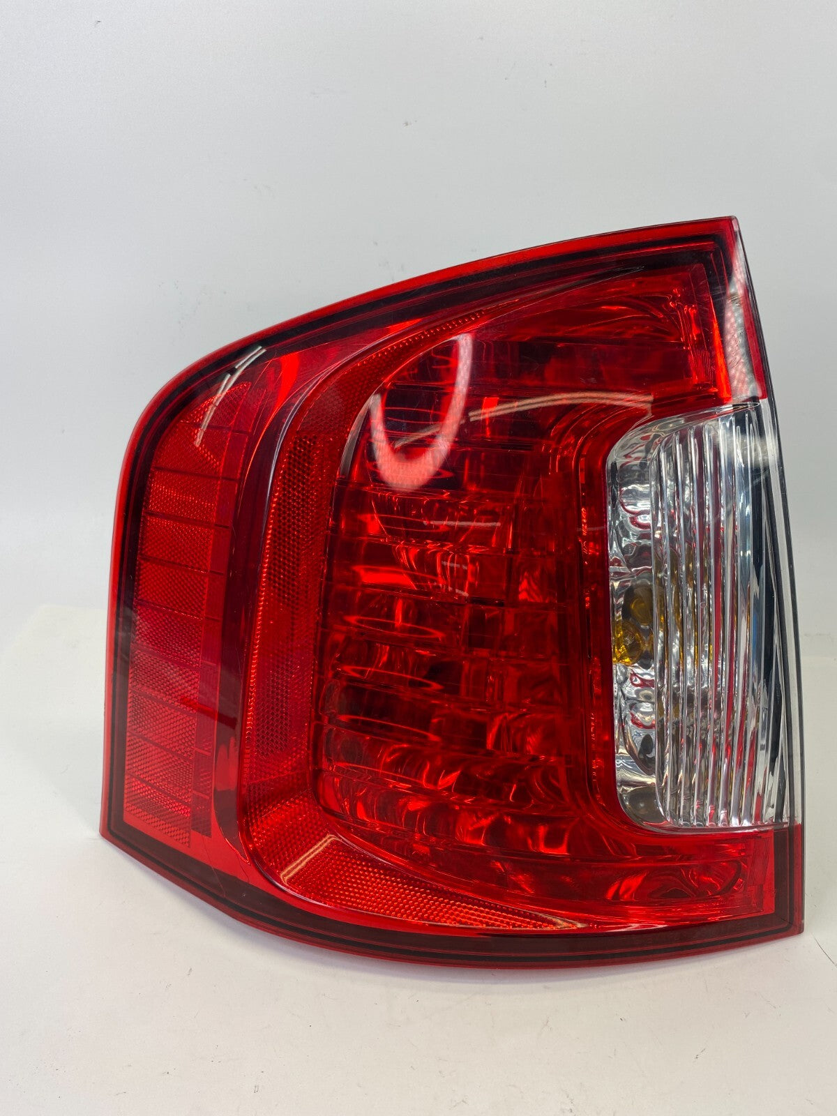 2011-2014 Ford Edg Rear Left Side Tail Light Taillight Taillamp BT43-13B505-AD