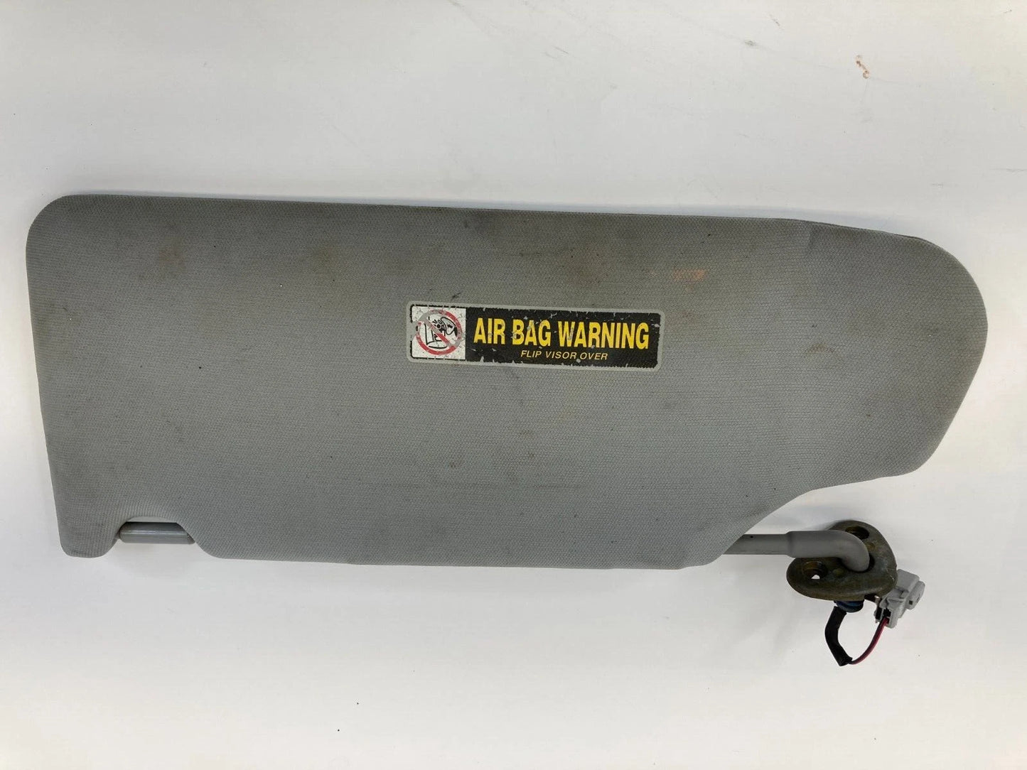 2003-2007 HONDA ACCORD RIGHT PASSENGER SUNVISOR SUN VISOR W/ LIGHTS OEM